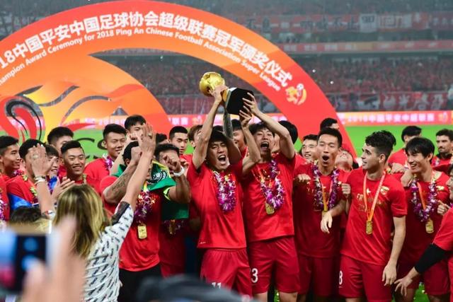 时隔20年冲击世青赛!新星或助国足U20力克沙特